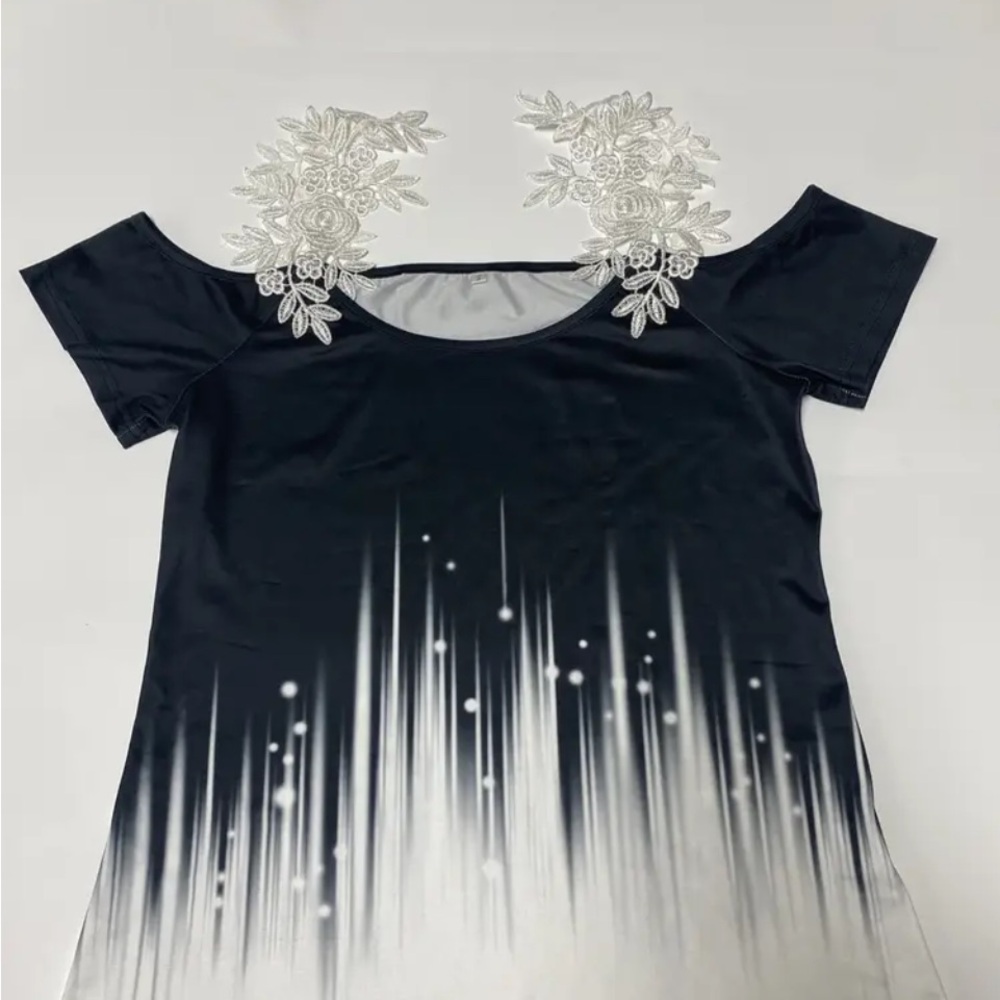 This Is The Cutest Color Block Cold Shoulder Tshi… - image 2